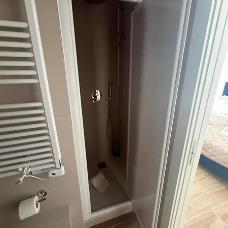 Pensjonat Vale House Monopoli